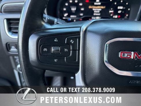 Used 2024 GMC Yukon SLT AWD/4WD image 27