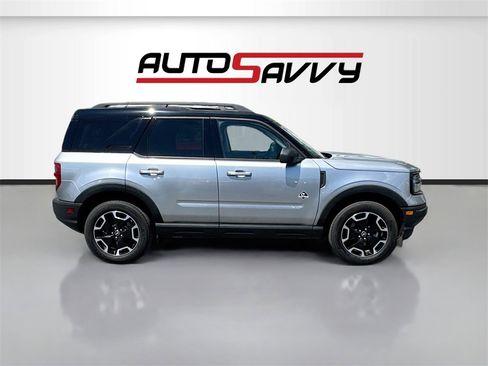 Used 2023 Ford Bronco Sport Outer Banks image 8