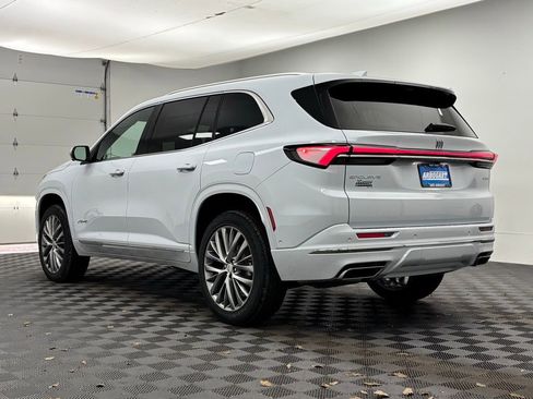 New 2026 Buick Enclave Avenir image 15