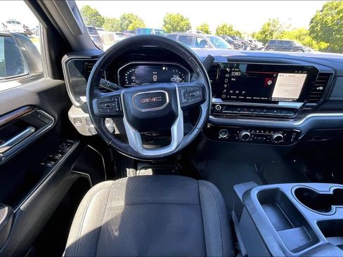 Used 2022 GMC Sierra 1500 Elevation AWD/4WD image 5