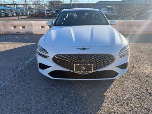 Used 2025 Genesis G70 2.5T image 4