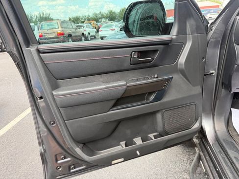 Used 2025 Toyota Sequoia TRD Pro AWD/4WD image 19