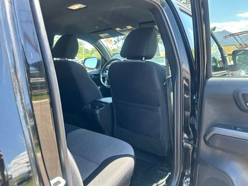 Used 2023 Toyota Tacoma TRD Sport AWD/4WD image 13