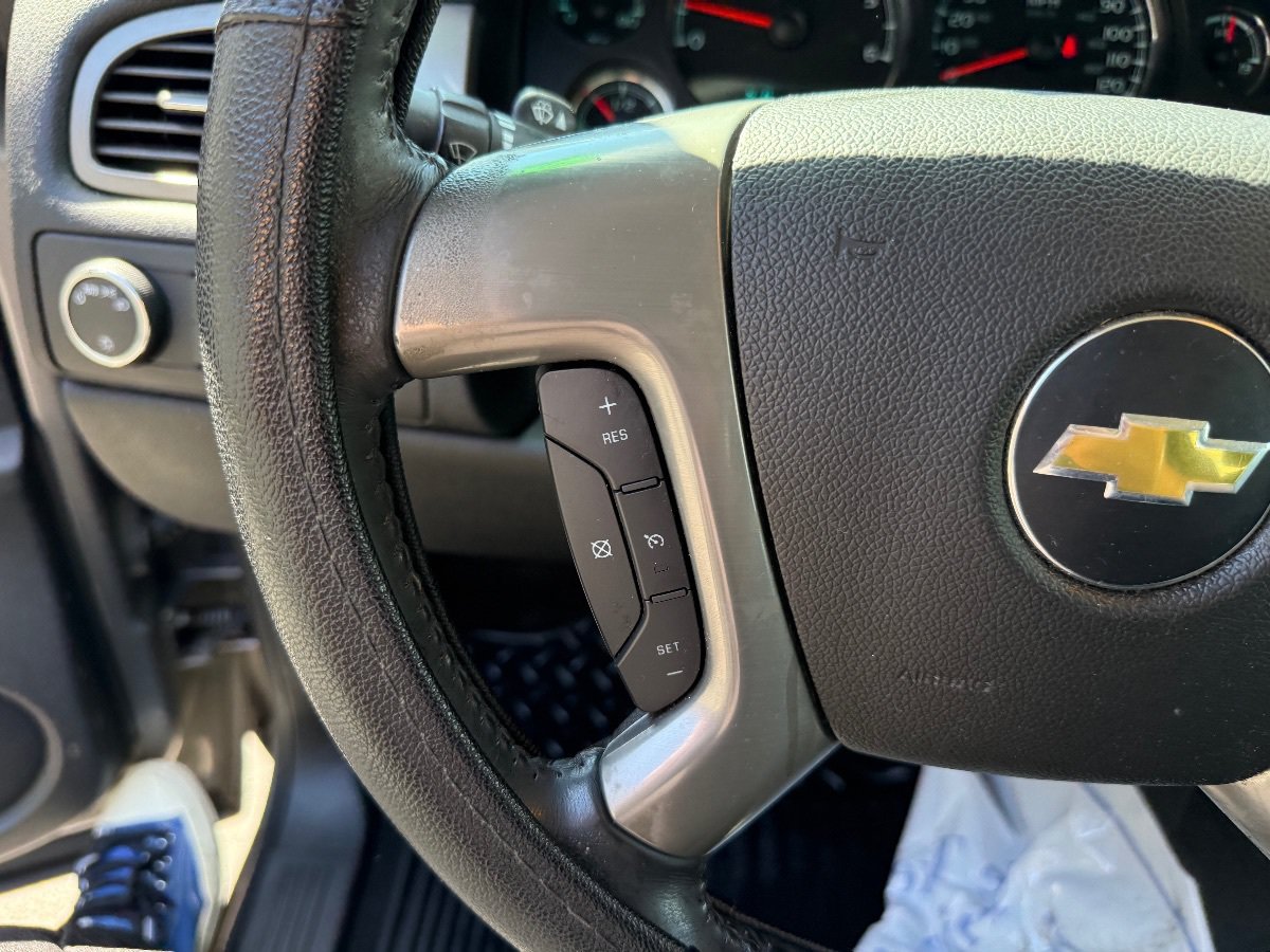 Used 2013 Chevrolet Silverado 1500 LTZ RWD image 22