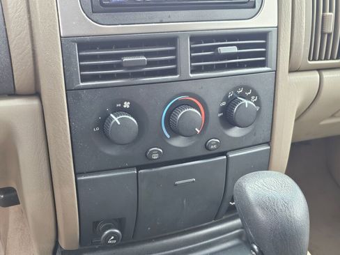 Used 2001 Jeep Grand Cherokee Laredo image 33