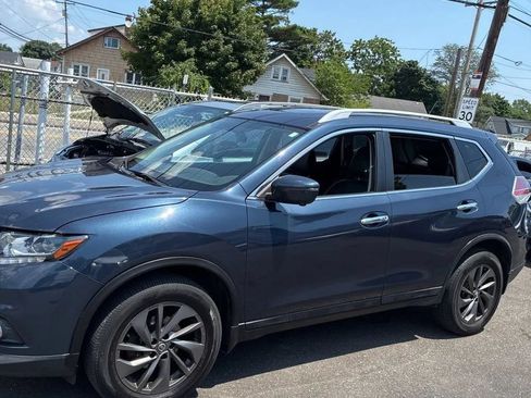 Used 2016 Nissan Rogue SL w/ SL Premium Package AWD/4WD image 3