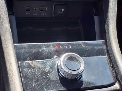 Used 2024 Jeep Grand Cherokee Altitude image 11