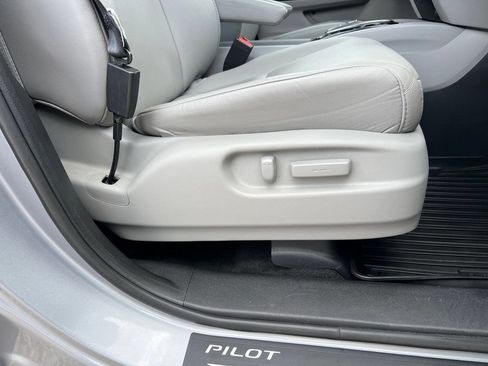 Used 2022 Honda Pilot Touring image 23