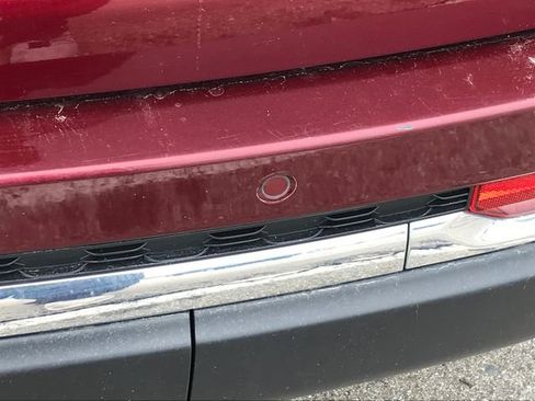 Used 2023 Jeep Grand Cherokee Limited image 4