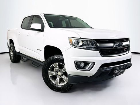 Used 2019 Chevrolet Colorado Z71 AWD/4WD image 1