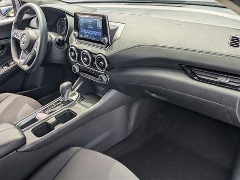 Certified 2023 Nissan Sentra SV FWD image 20