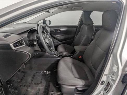 Used 2022 Toyota Corolla LE w/ LE Convenience Package FWD image 13
