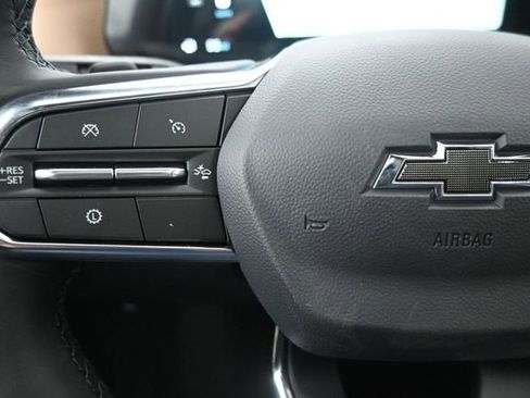 New 2026 Chevrolet Equinox ACTIV w/ Convenience Package III FWD image 26