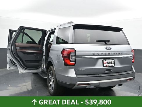 Used 2022 Ford Expedition Limited image 57
