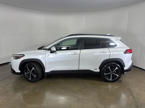 Used 2024 Toyota Corolla Cross AWD Hybrid w/ Convenience Package image 14