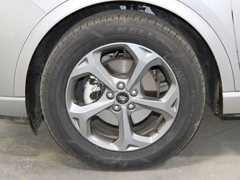 Used 2024 Ford Escape ST-Line image 19