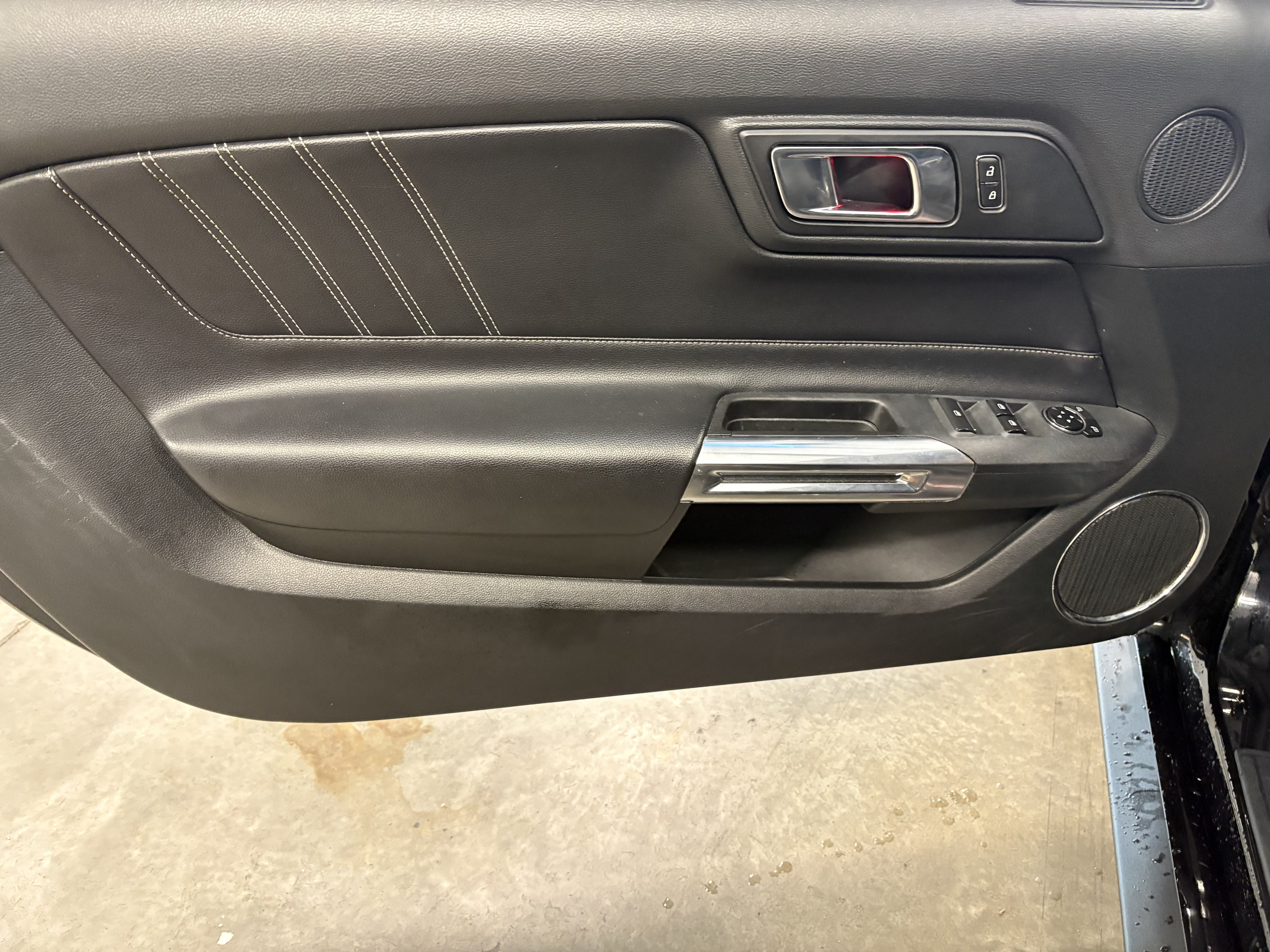 Used 2023 Ford Mustang Premium RWD image 12