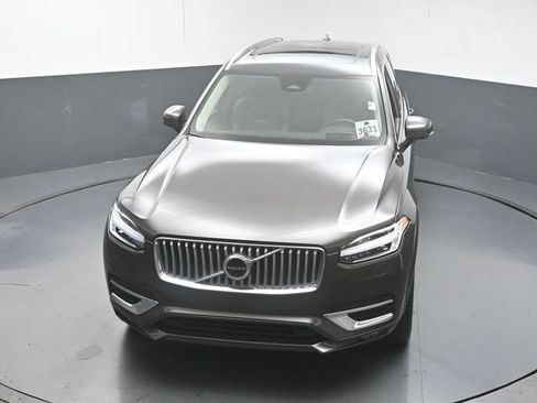 Certified 2023 Volvo XC90 B6 Ultimate w/ Protection Package Premier AWD/4WD image 45