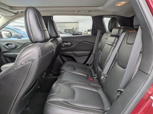 Used 2015 Jeep Cherokee Limited AWD/4WD image 13