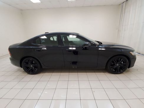 Used 2024 Volvo S60 B5 Plus FWD image 26