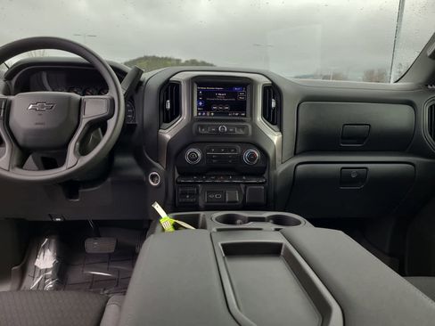 Used 2025 Chevrolet Silverado 1500 Custom Trail Boss image 18