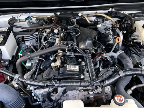 Used 2024 Toyota Tacoma SR5 RWD image 30