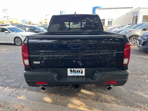 New 2026 Honda Ridgeline Black Edition image 5