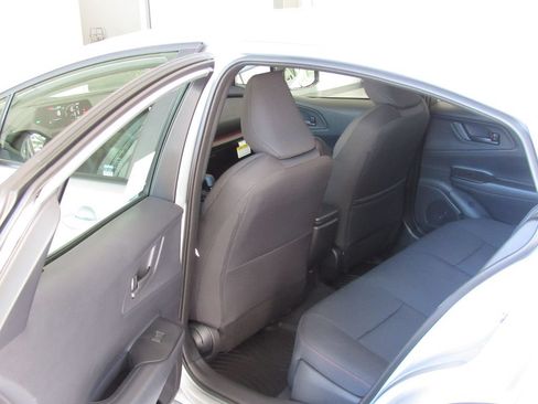 Used 2026 Toyota Prius Plug-In Hybrid FWD image 14