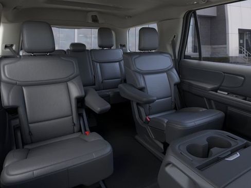 New 2026 Ford Expedition Active AWD/4WD image 11