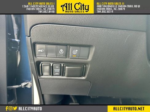 Used 2018 INFINITI QX80 4WD w/ Deluxe Technology Package image 16