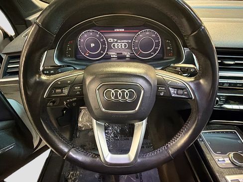 Used 2017 Audi Q7 3.0T Prestige w/ Prestige Package image 18