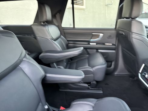 New 2025 Ford Expedition Platinum w/ Stealth Performance Package image 11