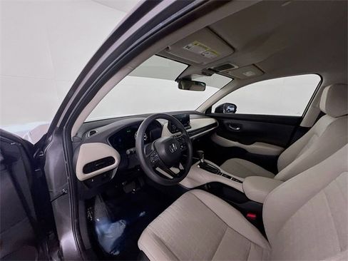 Certified 2025 Honda HR-V LX image 18