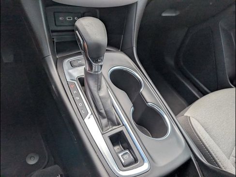 Used 2022 Chevrolet Equinox LS AWD/4WD image 15