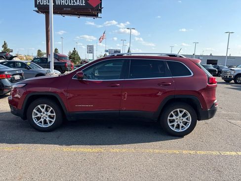 Used 2014 Jeep Cherokee Latitude w/ Comfort/Convenience Group AWD/4WD image 4
