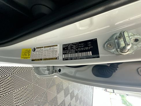 Used 2026 Toyota 4Runner SR5 AWD/4WD image 12