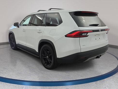 Used 2024 Toyota Grand Highlander Platinum image 7