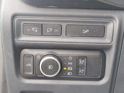 Used 2023 Ford F150 XLT w/ Equipment Group 302A High image 21