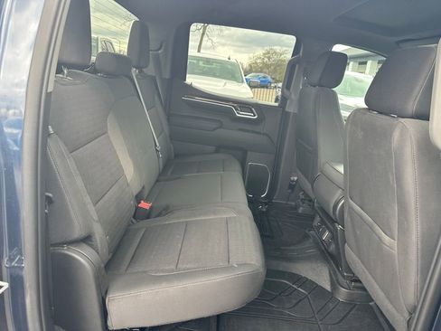 Used 2022 Chevrolet Silverado 1500 RST AWD/4WD image 30