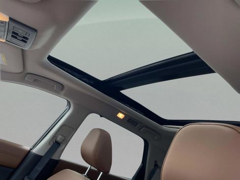 New 2026 Nissan Pathfinder Platinum AWD/4WD image 25