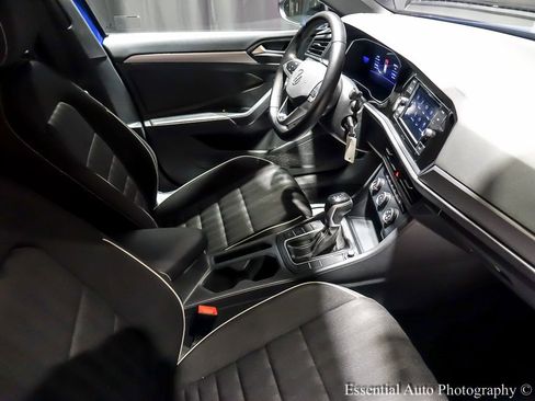 Used 2024 Volkswagen Jetta Sport image 30