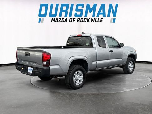 Used 2022 Toyota Tacoma SR image 6