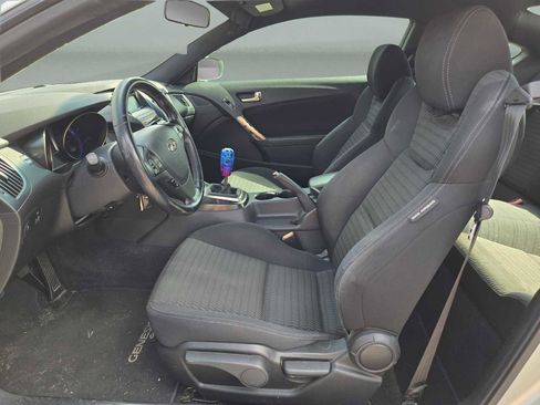 Used 2013 Hyundai Genesis 2.0T RWD image 14