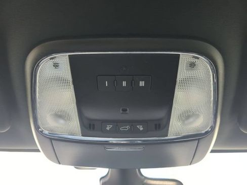 Used 2022 Jeep Grand Cherokee Laredo X RWD image 22