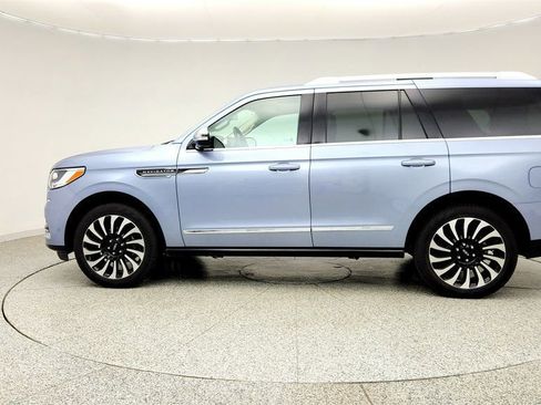 Used 2024 Lincoln Navigator Black Label AWD/4WD image 8
