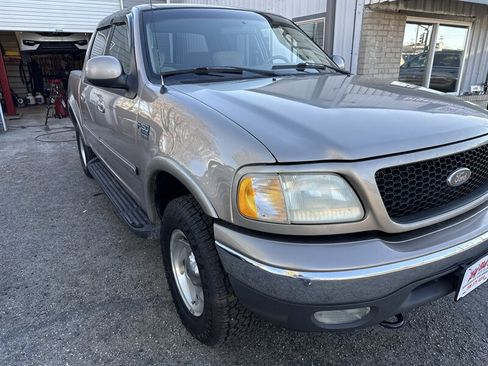 Used 2003 Ford F150 XLT image 14