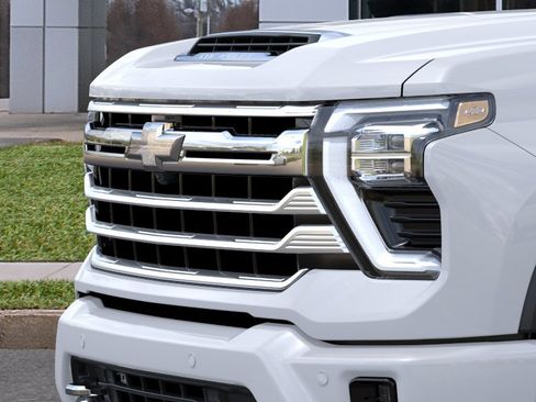 New 2026 Chevrolet Silverado 3500 High Country w/ High Country Premium Package AWD/4WD image 13