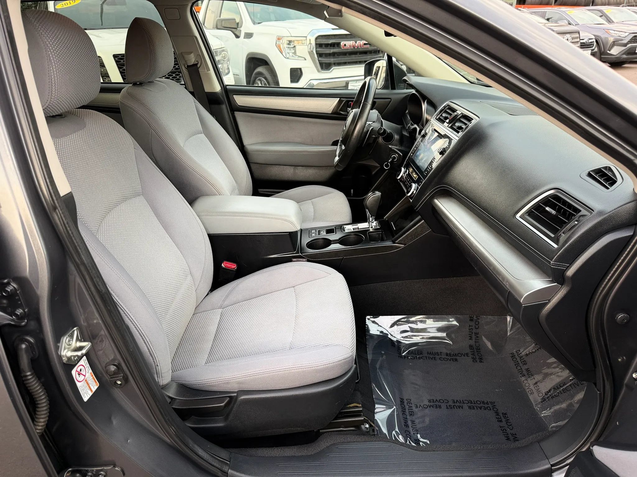 Used 2018 Subaru Outback 2.5i Premium AWD/4WD image 21