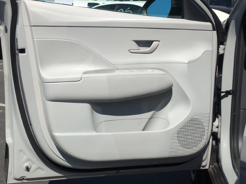 Used 2026 Hyundai Kona SEL Sport FWD image 15
