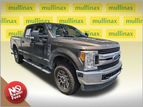 Used 2017 Ford F350 XL w/ STX Appearance Package AWD/4WD image 1